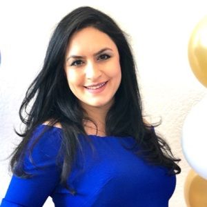 Meet your Posher, Samira
